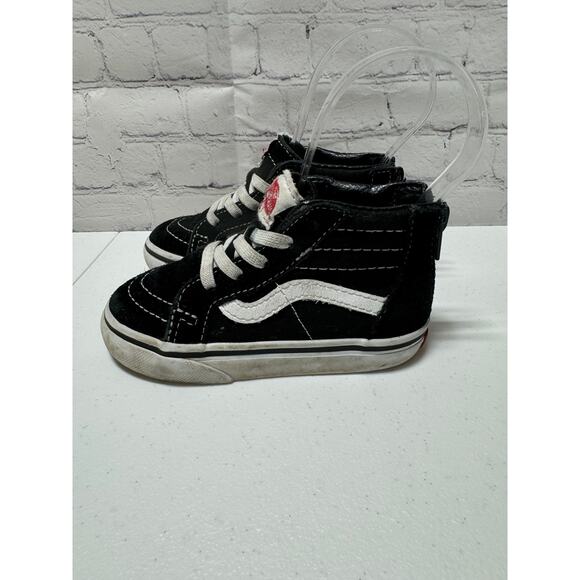Vans Other - Vans Unisex Toddler SK8-Hi Zip Skate Shoes  Black/White Size Toddler 7.5